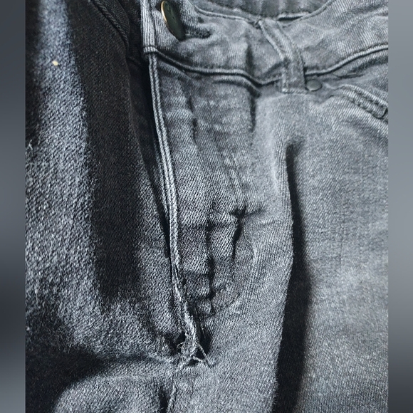 Women's Black Jeans - Picture 8 of 8